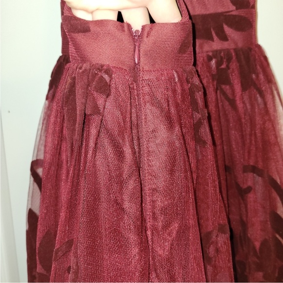 Dark Red Lace Tulle Cocktail Dress Medium - Picture 11 of 13